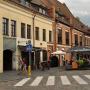 Terrasjes rondom de markt in Kaunas