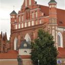 Voorzijde van de Bernardine kerk in Vilnius